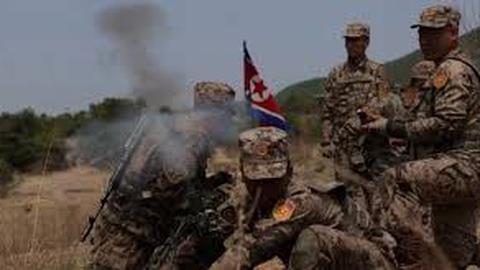 Nhà lãnh đạo Triều Tiên thị sát nhân dịp thành lập quân đội