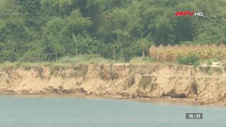 Người dân mất đất sản xuất vì sạt lở bờ sông Thu Bồn