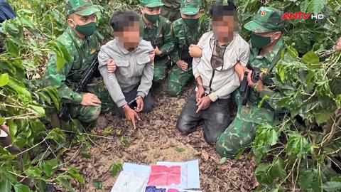 Ngăn chặn 2 đối tượng vận chuyển ma túy ở khu vực biên giới 