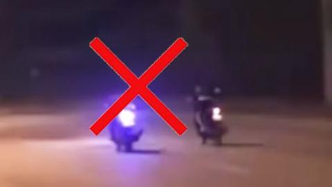 Xử lý 2 người nằm trên yên đua xe ở Phú Quốc