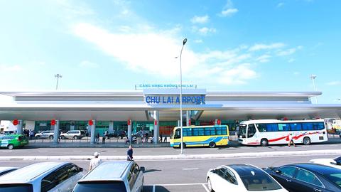 Giữ bình yên bầu trời mùa cao điểm tại sân bay Chu Lai 