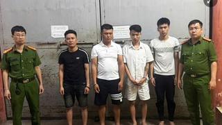 Nhóm thanh niên cướp gần 2kg vàng của người nước ngoài