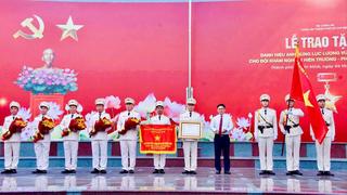 Hai tập thể Công an Thành phố Hồ Chí Minh đón nhận danh hiệu Anh hùng LLVTND