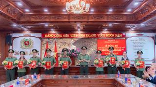 Công bố quyết định tuyển dụng 29 cán bộ, nhân viên an ninh sân bay Liên Khương 