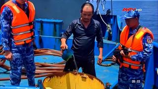 Bắt giữ tàu vận chuyển trái phép hơn 40.000 lít dầu Diesel