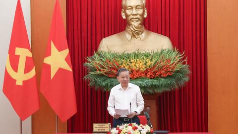 Tổng kết phải có chiều sâu lịch sử, tầm cao lý luận và sức gợi mở kiến tạo cho tương lai