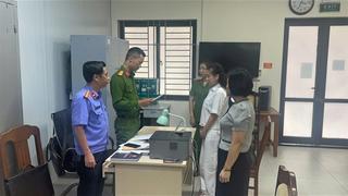 Khởi tố giám đốc và kế toán trưởng hãng xe Vân Anh tội trốn thuế