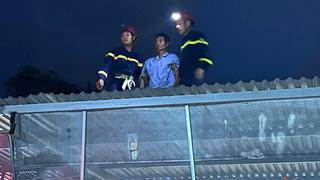 Công an Đắk Lắk giải cứu bệnh nhân tâm thần trên nóc nhà bệnh viện