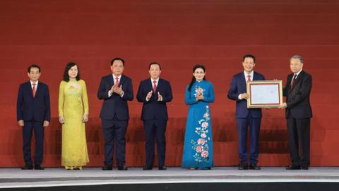 Tổng Bí thư, Chủ tịch nước dự Lễ công bố Nghị quyết của Quốc hội về thành lập thành phố Đồng Nai