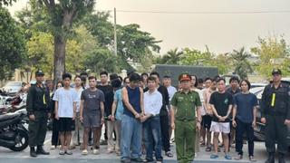 Bắt ca sĩ Long Nhật, Sơn Ngọc Minh và hàng chục người liên quan ma túy