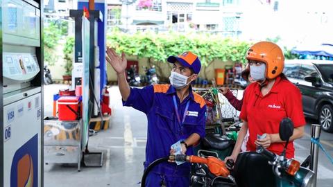 Giá xăng dầu điều chỉnh từ 15h hôm nay