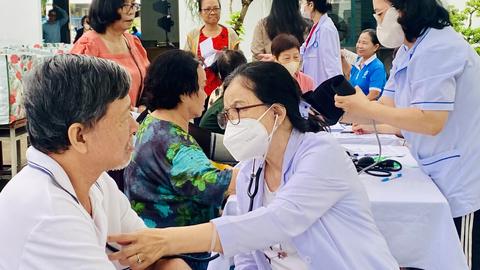 Bảo đảm an sinh xã hội bền vững