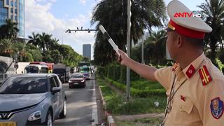 CSGT giữ nhịp giao thông ngày nắng nóng