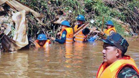 Tìm thấy thi thể bé gái 12 tuổi bị nước lũ cuốn trôi ở Lang Biang