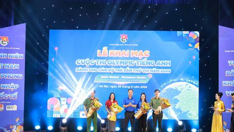 Khai mạc cuộc thi Olympic tiếng Anh dành cho cán bộ trẻ lần thứ VIII
