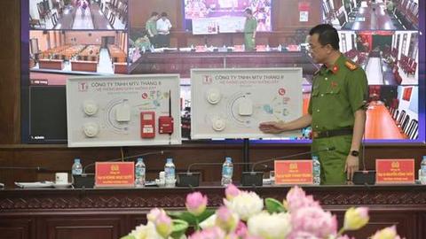 Công an TP Hà Nội ra mắt sản phẩm thiết bị báo cháy không dây