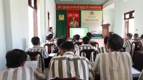 Hỗ trợ tín dụng cho người được đặc xá