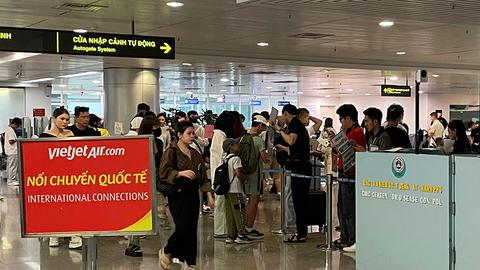 Tăng cường phòng, chống dịch bệnh Ebola tại sân bay Tân Sơn Nhất