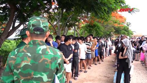 Phát hiện 2 đối tượng truy nã khi tiếp nhận công dân từ Campuchia