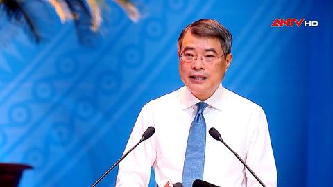 Thủ tướng Chính phủ trao đổi, thảo luận với các đại biểu dự Đại hội XIV Công đoàn Việt Nam
