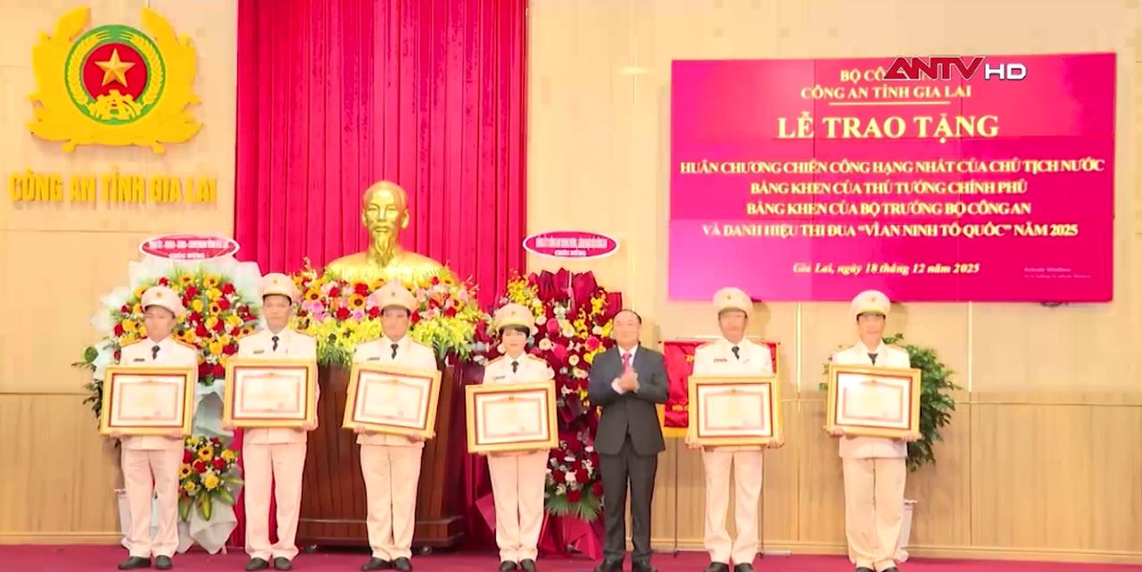 Xứng danh đơn vị 3 lần được phong tặng danh hiệu Anh hùng LLVTND