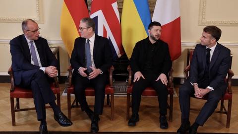 Anh, Pháp, Đức nhóm họp về vấn đề Ukraine