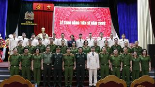 Học viện Cảnh sát nhân dân trao bằng tiến sĩ