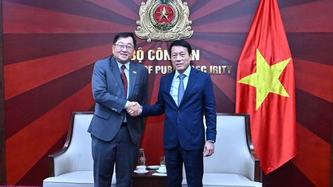 Bộ trưởng Lương Tam Quang tiếp Đại sứ Malaysia 