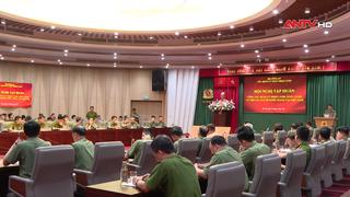 Nâng cao hiệu quả quản lý nhập cảnh, xuất cảnh, cư trú của người nước ngoài 