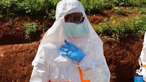Lỗ hổng an ninh y tế trong chiến dịch chống Ebola