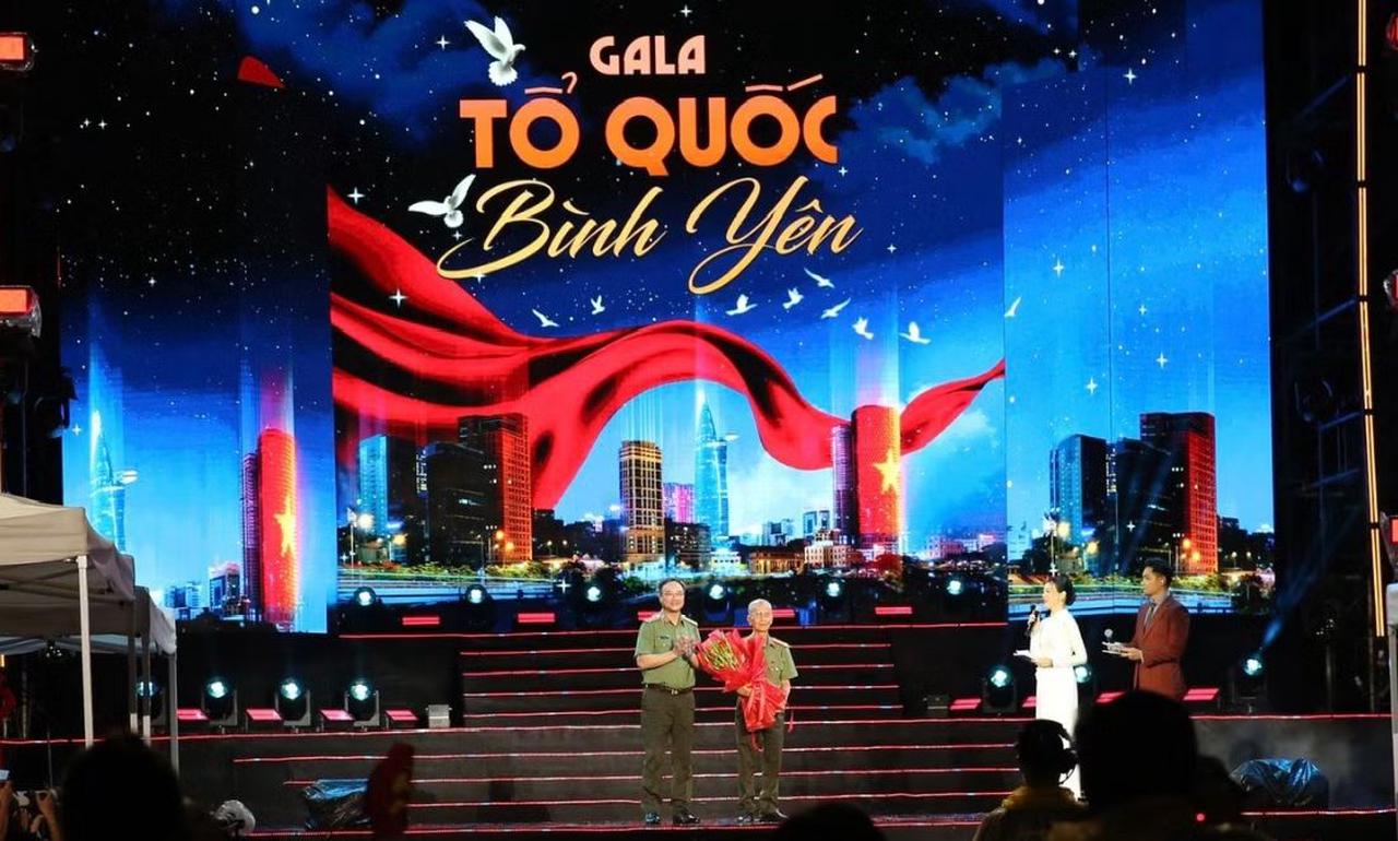 Đêm Gala nghệ thuật đặc biệt “Tổ quốc bình yên”
