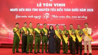 Khi nghĩa cử cao đẹp dần trở thành thói quen