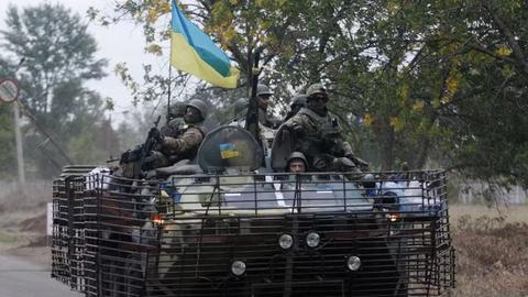 Nga, Ukraine tấn công hạ tầng năng lượng quân sự của nhau