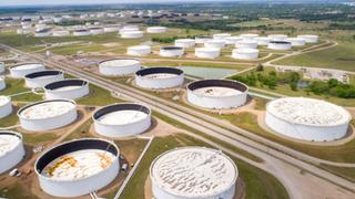 Dự trữ dầu của OECD giảm kỷ lục trong gần 4 thập kỷ