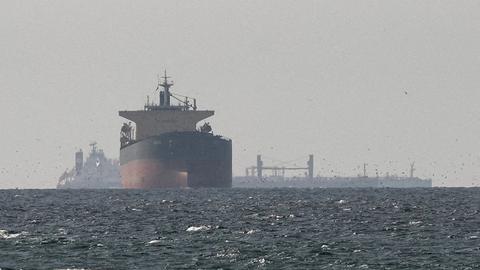  Eo biển Hormuz được mở lại ngay khi thỏa thuận Mỹ - Iran có hiệu lực
