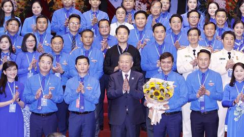 Thanh niên Việt Nam trực tiếp tham gia kiến tạo tương lai