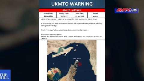 Một tàu hàng bị tấn công tại eo biển Hormuz