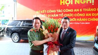 Bộ Công an sơ kết công tác 6 tháng và sơ kết 1 năm tổ chức Công an địa phương 2 cấp