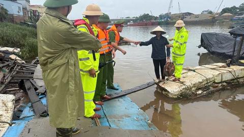 Công an Quảng Ninh khẩn trương triển khai các biện pháp chống bão