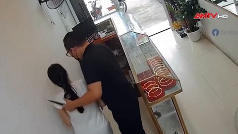 Bắt tên cướp tiệm vàng sau 4 giờ gây án