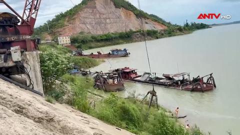 Phát hiện 6 tàu khai thác cát trái phép trên sông Lam