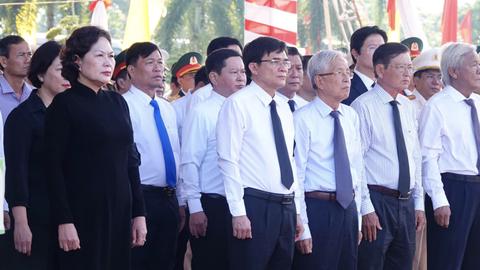 Truy điệu, an táng hài cốt liệt sĩ quân tình nguyện và chuyên gia Việt Nam