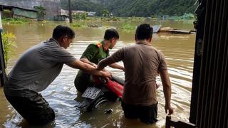  Lãnh đạo Bộ Công an biểu dương cán bộ, chiến sĩ và lực lượng phòng thủ dân sự ở cơ sở