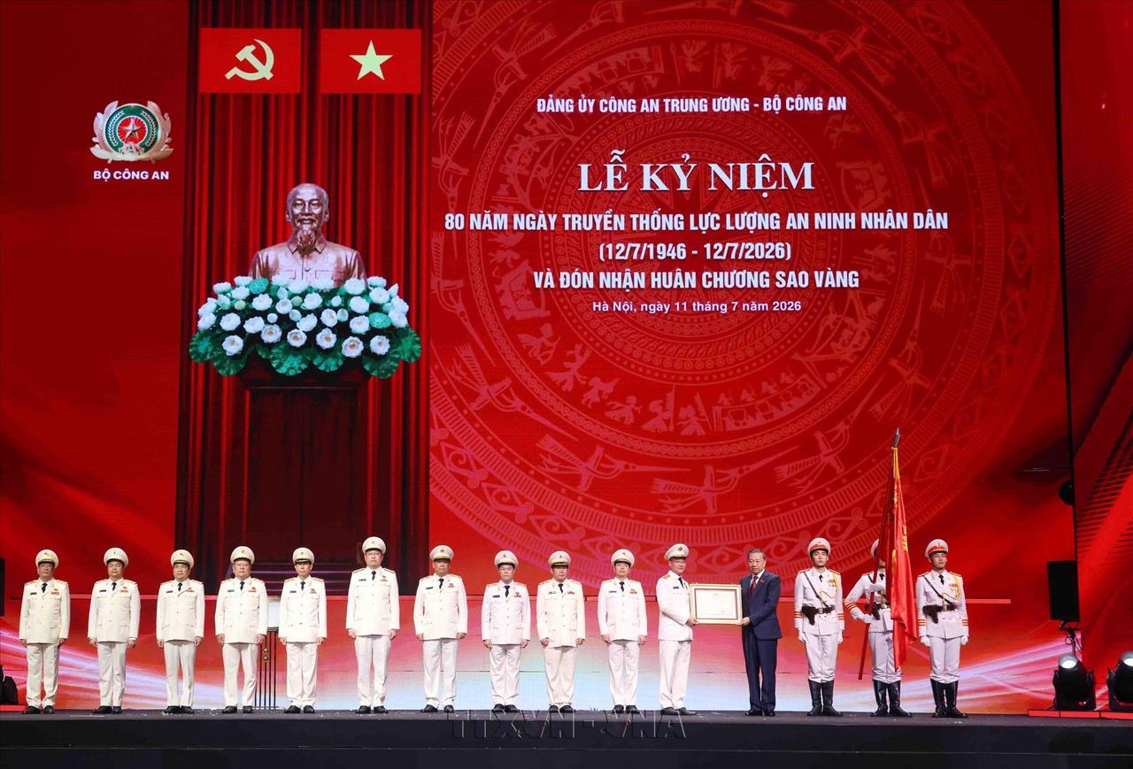 Tổng Bí thư, Chủ tịch nước Tô Lâm dự Lễ kỷ niệm 80 năm Ngày truyền thống lực lượng An ninh nhân dân