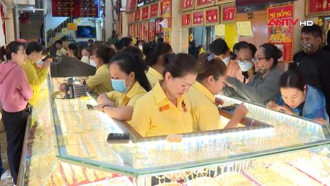 Giá vàng giảm 1 triệu đồng/lượng  