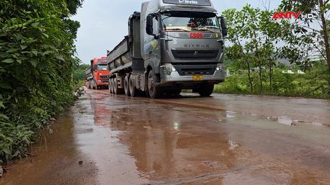 Đường dân sinh dưới áp lực xe tải trọng lớn