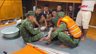 Biên phòng Nghệ An kịp thời cứu nạn ngư dân bị tai nạn trên biển