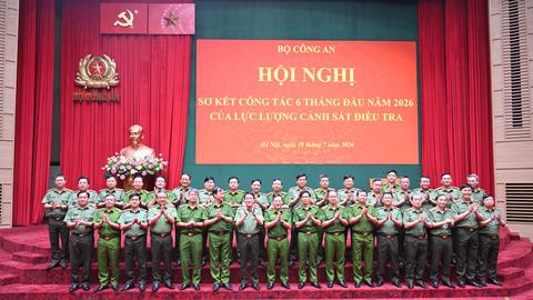 Hội nghị trực tuyến toàn quốc sơ kết 6 tháng đầu năm của lực lượng Cảnh sát điều tra Hội nghị trực tuyến toàn quốc sơ kết 6 tháng đầu năm của lực lượng Cảnh sát điều tra