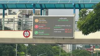 Hà Nội: Chủ động lộ trình từ bảng điện tử giao thông