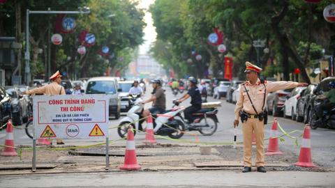 Hà Nội: Chủ động phân luồng, giảm ùn tắc tại các điểm thi công